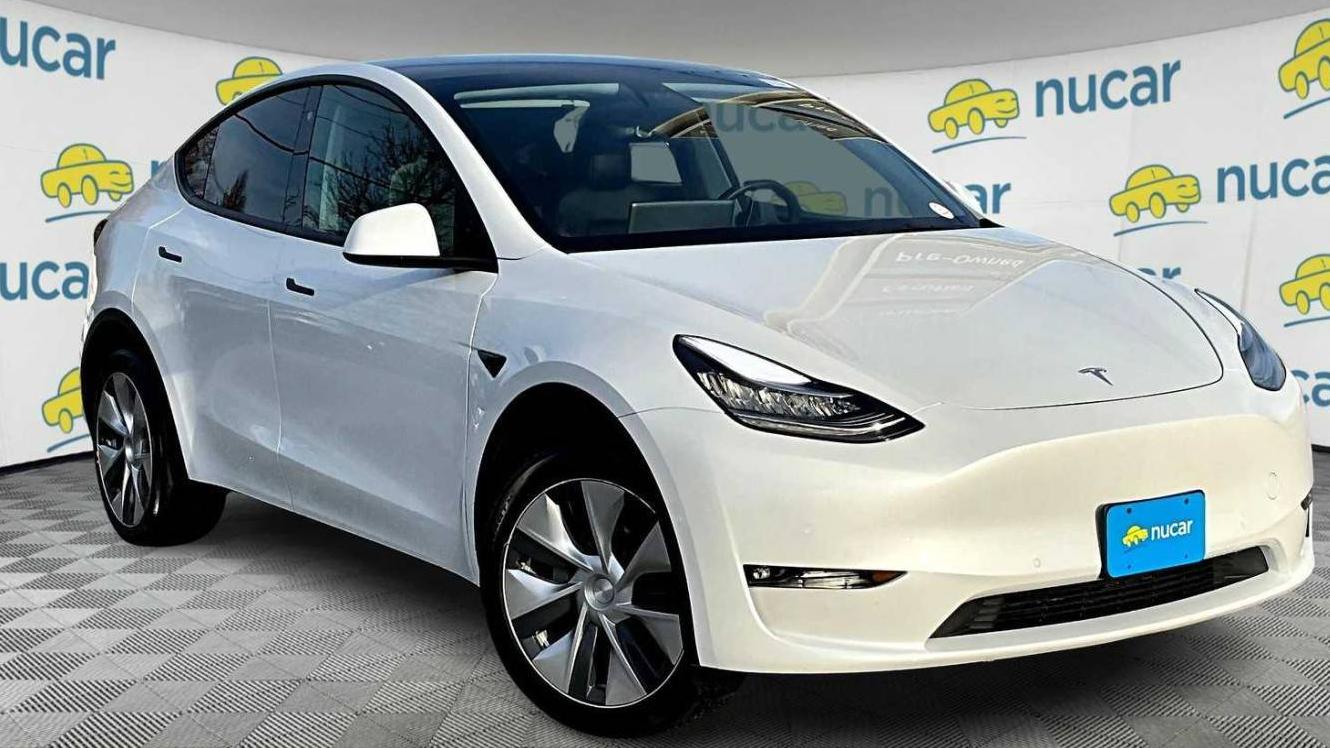 TESLA MODEL Y 2021 5YJYGDEE4MF297730 image